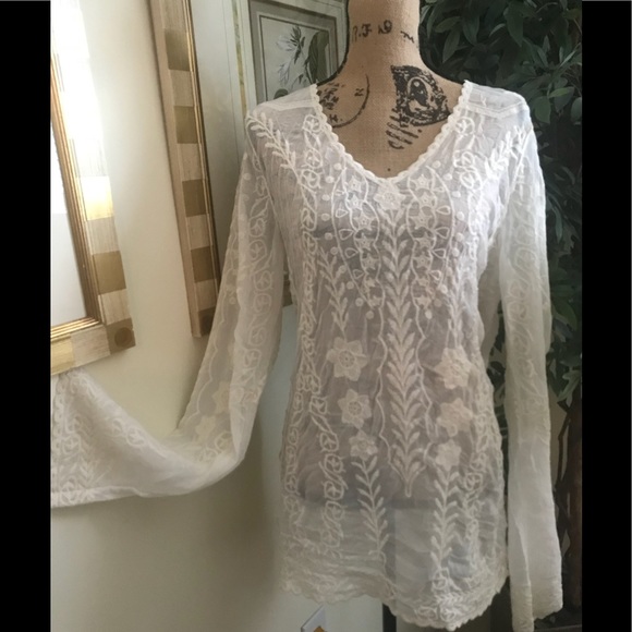 Style New York  Paris Tops - Style New York Paris Lace Top